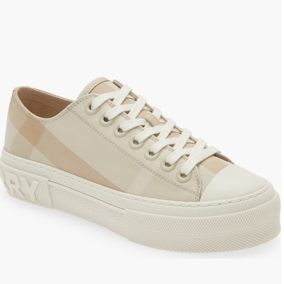 Burberry Jack Check Low Top Women’s Sneaker - Picture 2 of 6